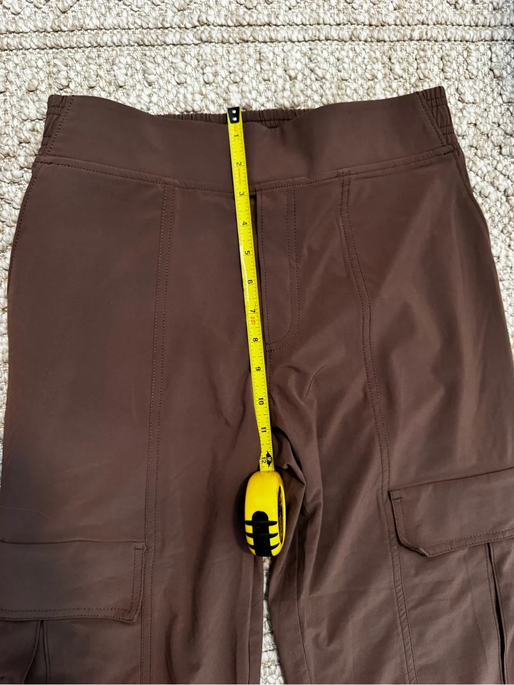 Athleta Chelsea Utility Cargo Jogger Pants Women Size 2 Brown Pull On EUC - Picture 4 of 5